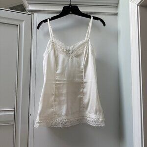 White House Black Market Ivory Seamed Mixed Material Lace Trim Cami Top, Size XS